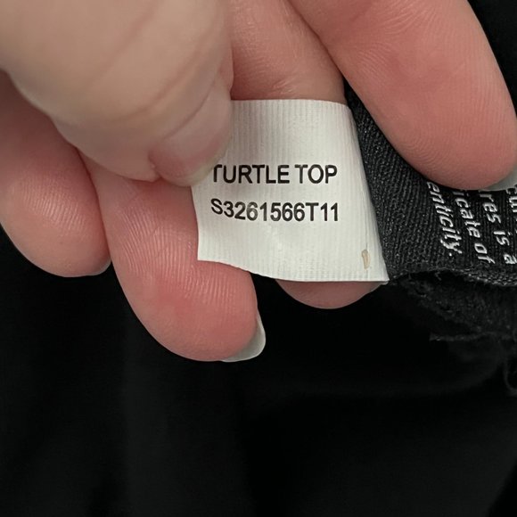 DVF Diane von Furstenberg Turtleneck Top Black Size Medium - Picture 6 of 10